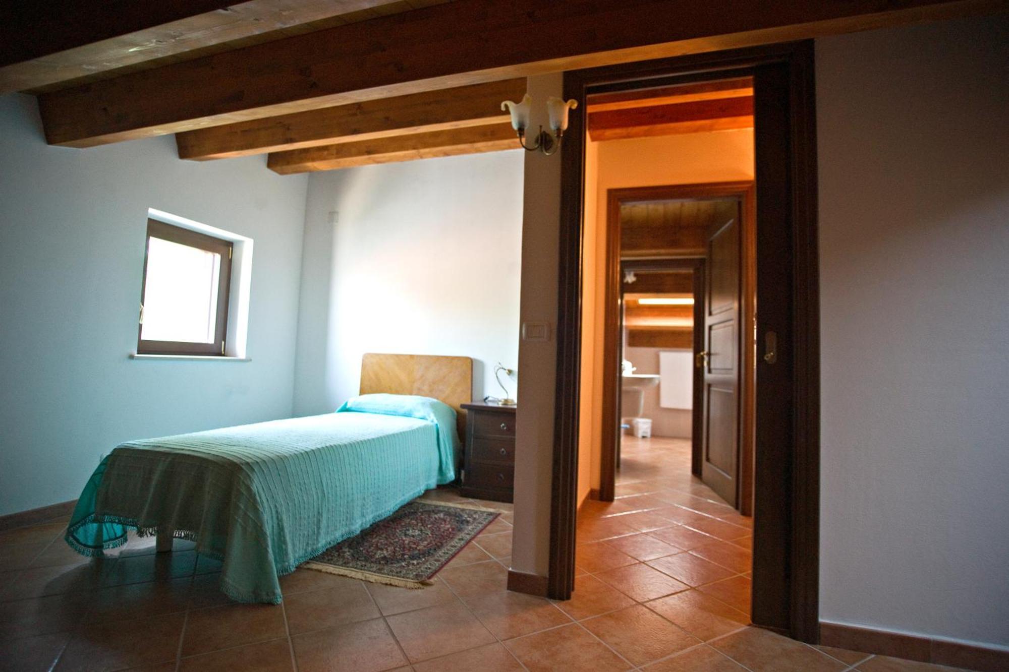 Agriturismo Miracco Atanasio Franco "Il Maniero" Santa Sofia d'Epiro 외부 사진
