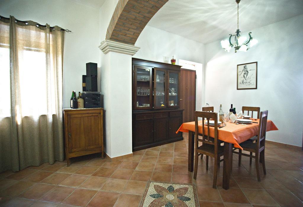 Agriturismo Miracco Atanasio Franco "Il Maniero" Santa Sofia d'Epiro 외부 사진